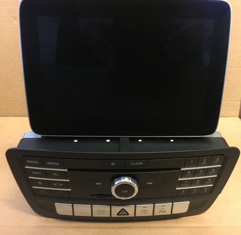 MERCEDES BENZ NAVIGATIESYSTEEM, Gebruikt, -, -, Ophalen of Verzenden