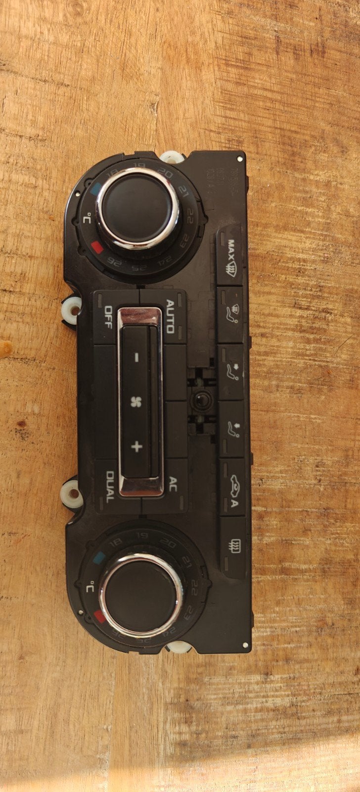 Skoda Climate Control Unit 3T0 907 044 BK, Ophalen of Verzenden, Gebruikt, Volkswagen