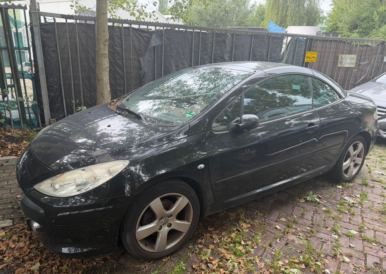 Peugeot 307 2.0 16V CC 2008 Zwart, Voorwielaandrijving, 4 cilinders, Cabriolet, 4 stoelen