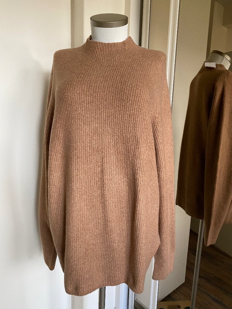 trui Uniqlo L camel NIEUW, Kleding | Dames, Bruin, Maat 42/44 (L), Nieuw, Ophalen of Verzenden