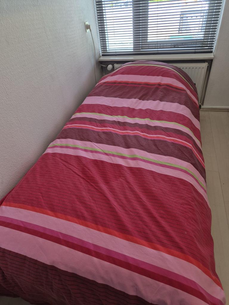 IKEA Malm bed 90x200 - Zwart eenpersoonsbed, Huis en Inrichting, Slaapkamer | Bedden, Ophalen, Gebruikt, 90 cm, Eenpersoons