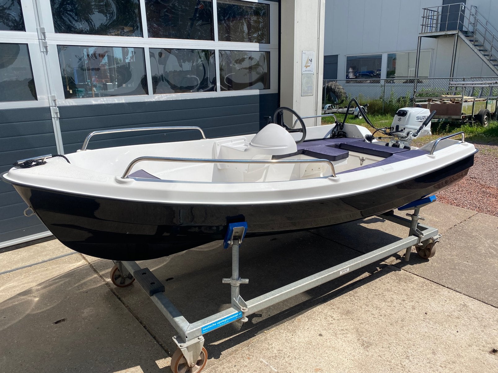 Nieuwe polyester sloepje met 6pk suzuki Buitenboordmotor, Watersport en Boten, Overige typen, 4 m, ., .