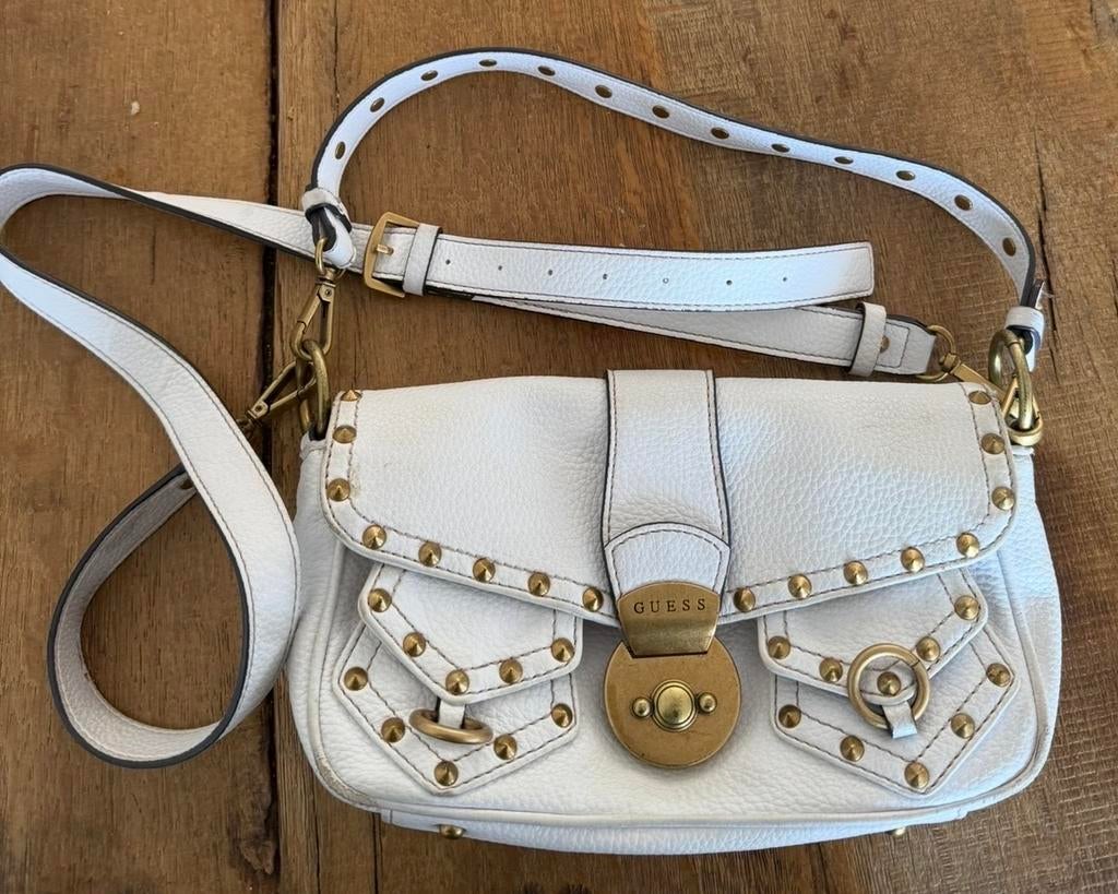 Vintage Guess tas - Wit met goudkleurige details, Ophalen of Verzenden, Gebruikt, Wit, Schoudertasje