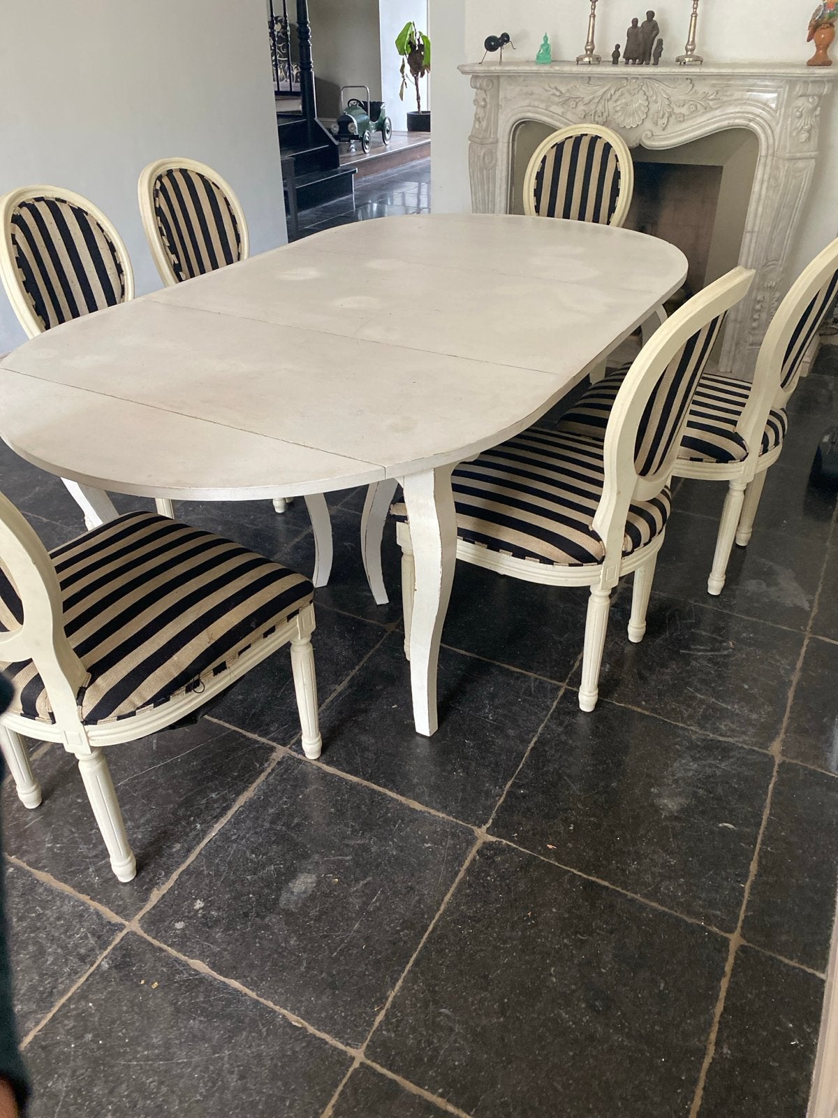 Elegante eettafel met 6 stoelen - uitschuifbaar, Ophalen, Gebruikt, 100 tot 150 cm, 200 cm of meer