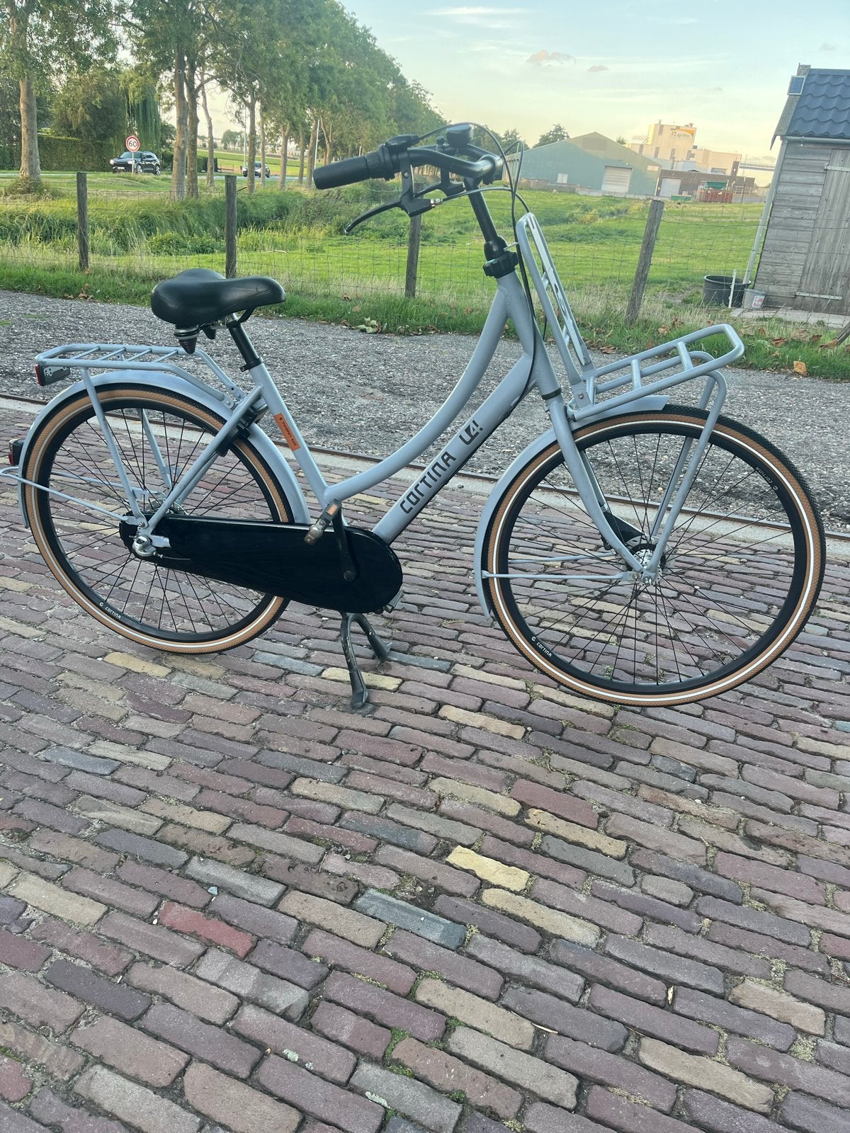 Cortina U4 Damesfiets 28 inch, 3 versnellingen, framemaat 50, Gebruikt, Velgrem, Versnellingen, 50 tot 53 cm