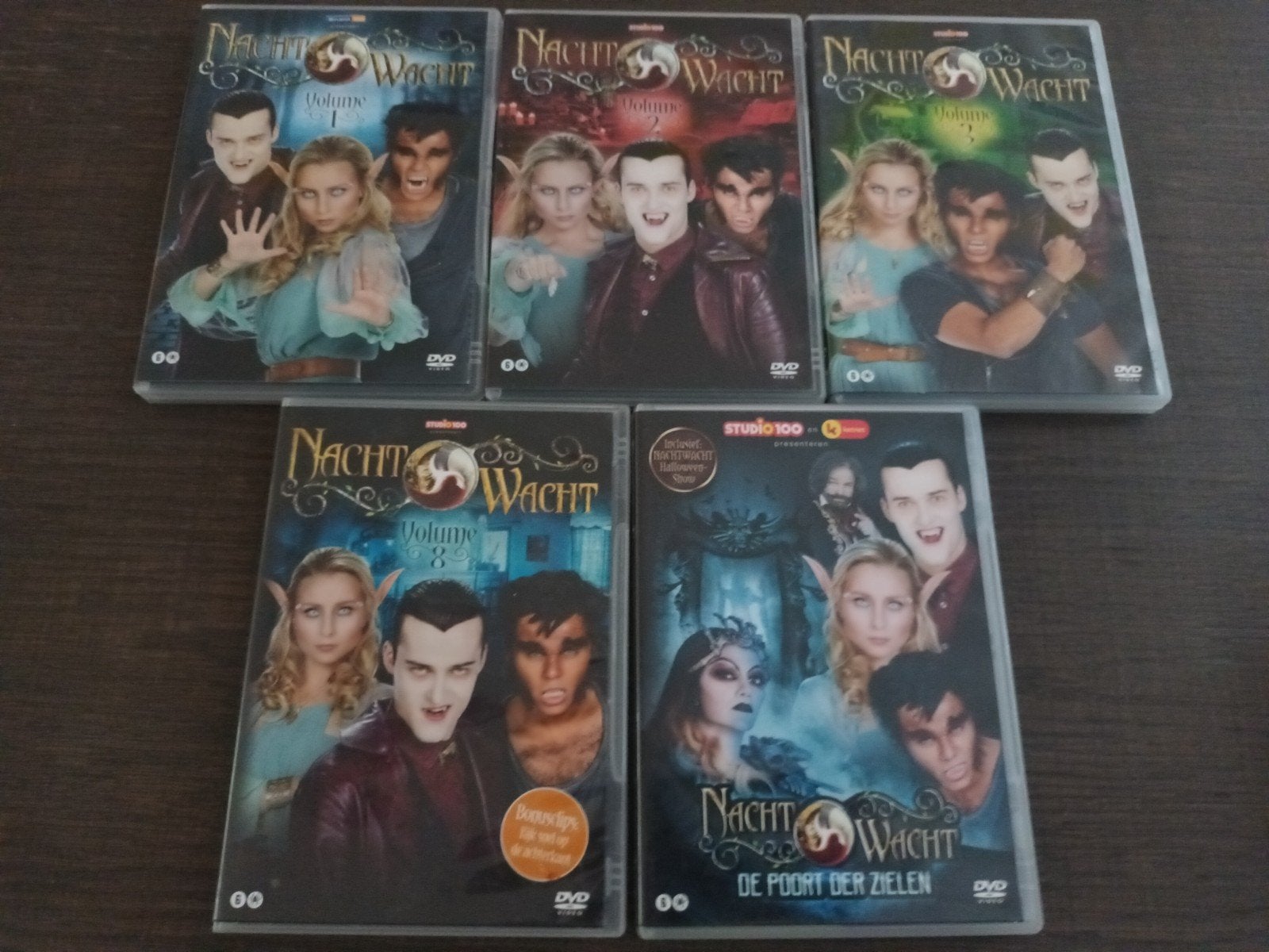 dvd pakket Nachtwacht, Ophalen of Verzenden, Zo goed als nieuw