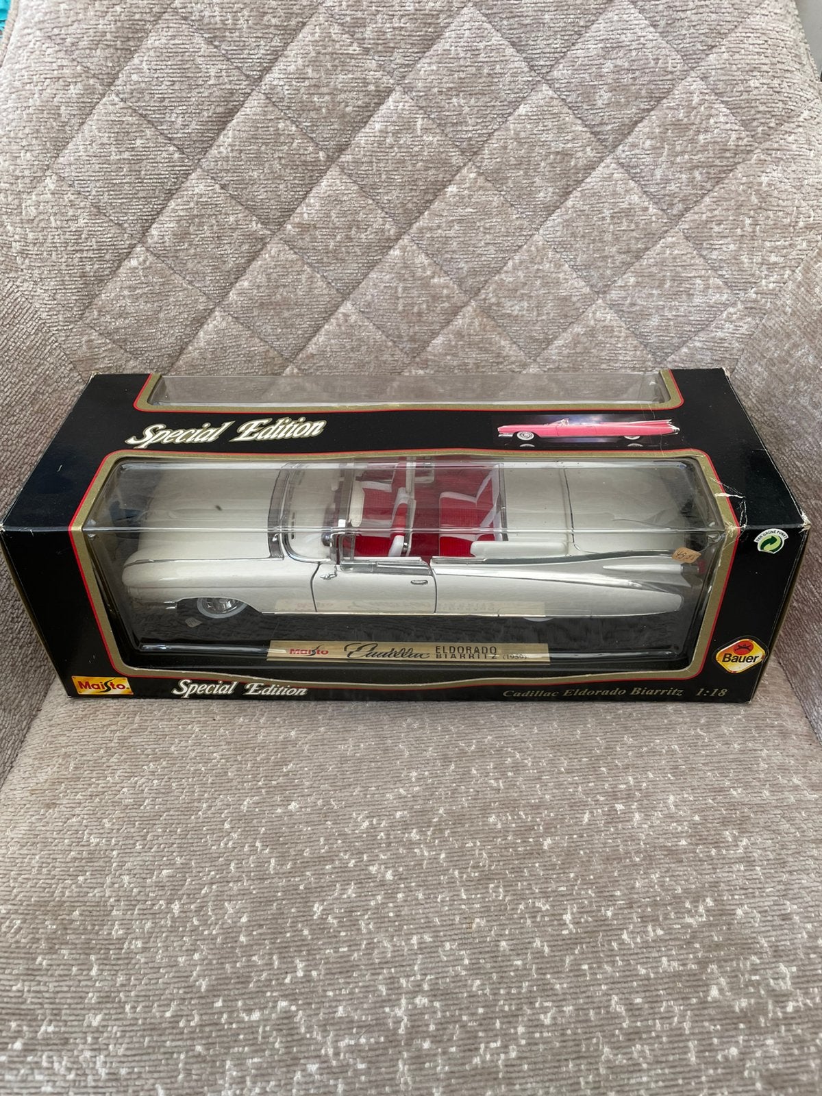Maisto Special Edition 1959 Cadillac Eldorado Biarritz 1:18, Ophalen, Zo goed als nieuw, Auto, Maisto