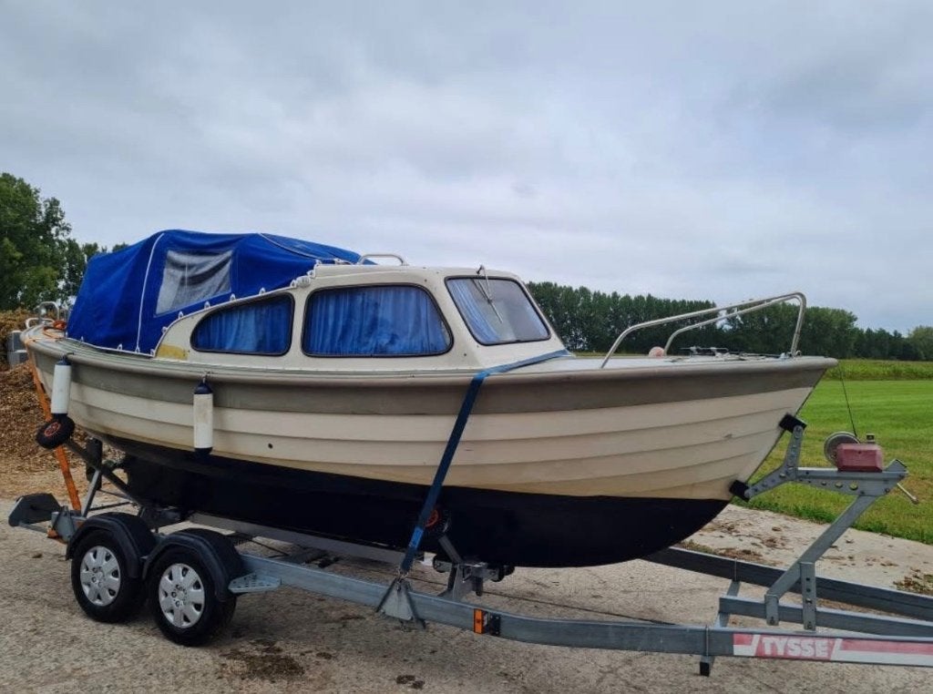 Boot + trailer, Binnenboordmotor, 6 m, 2 m, 1.50 - 1.70 meter