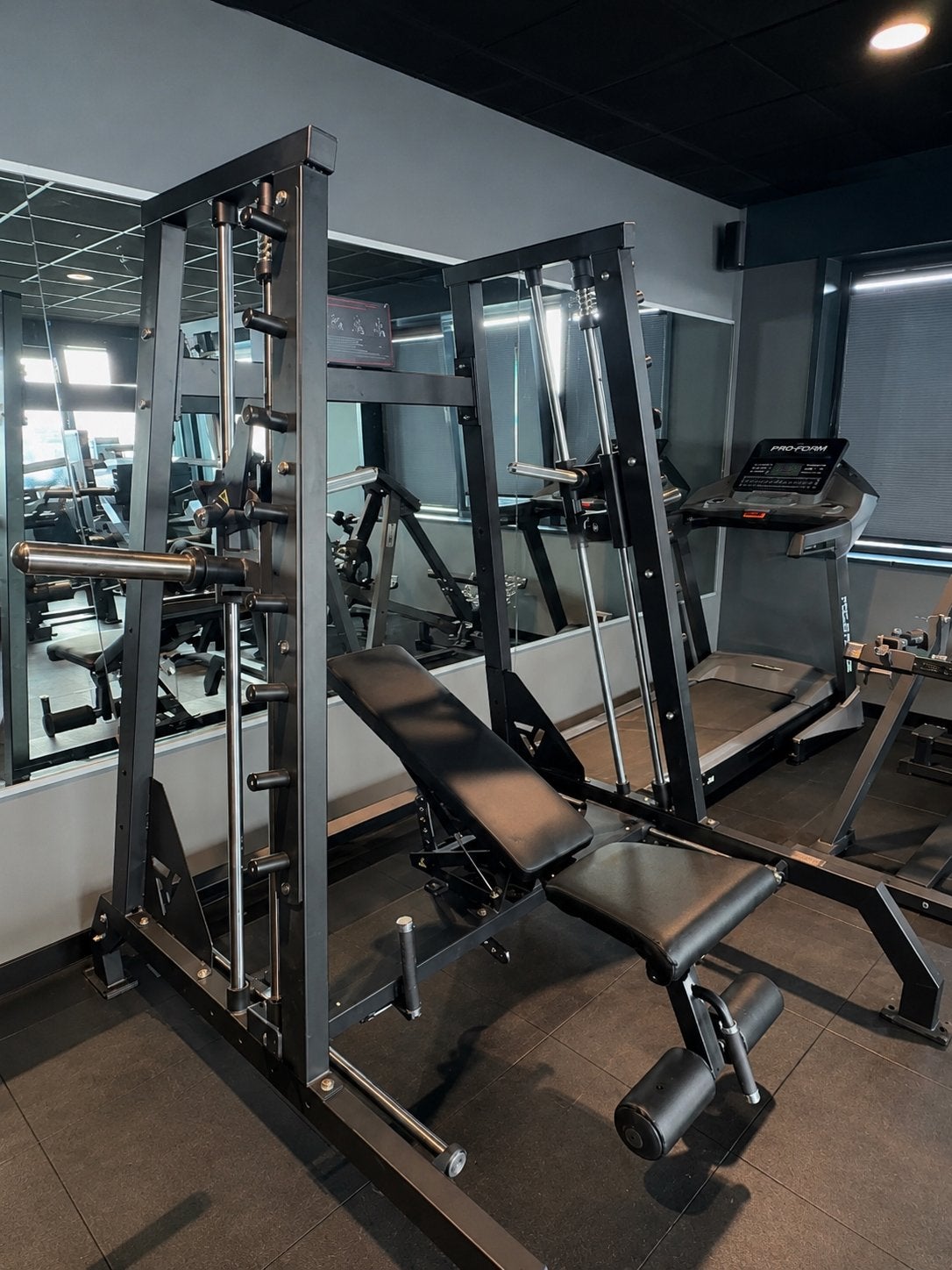 Chest press tower, Ophalen, Zo goed als nieuw, Overige typen