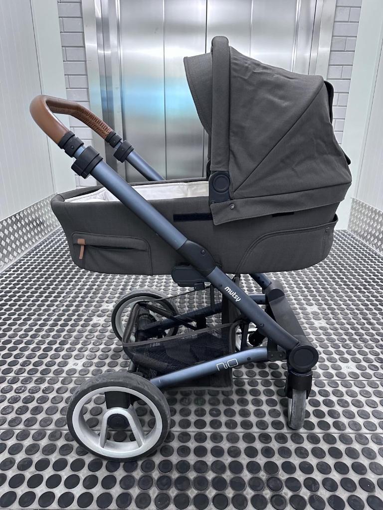 Kinderwagen Mutsy Nio met accessoires, Kinderwagen, Gebruikt, Mutsy, Verstelbare duwstang