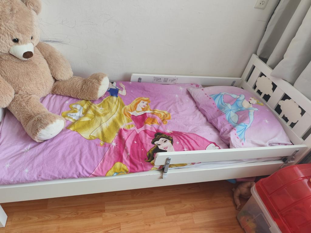 Wit kinderbed met Disney prinsessen dekbedovertrek, Gebruikt, Eenpersoons, Wit, 80 cm