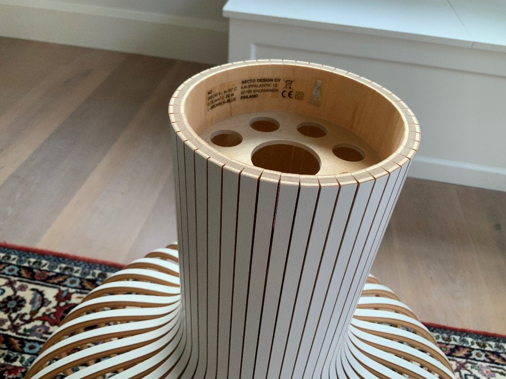 Secto Octo 4240 kleur wit in nieuwstaat, Ophalen of Verzenden