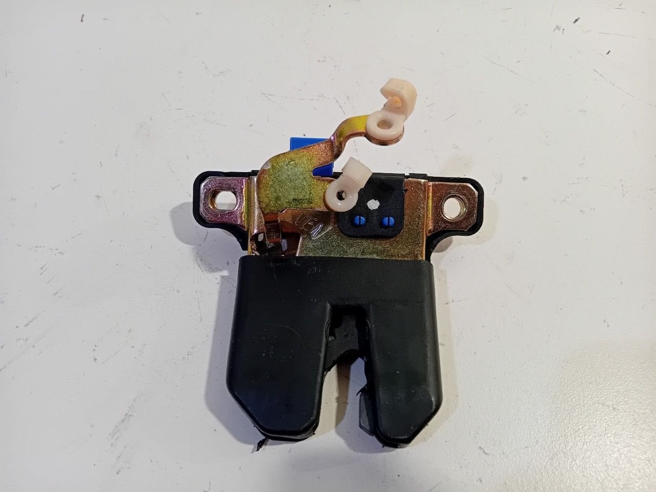 Slot mechaniek kofferdeksel achterklep elektrisch Audi RS 6, Auto-onderdelen, Carrosserie en Plaatwerk, Onderdelen@venauto.nl