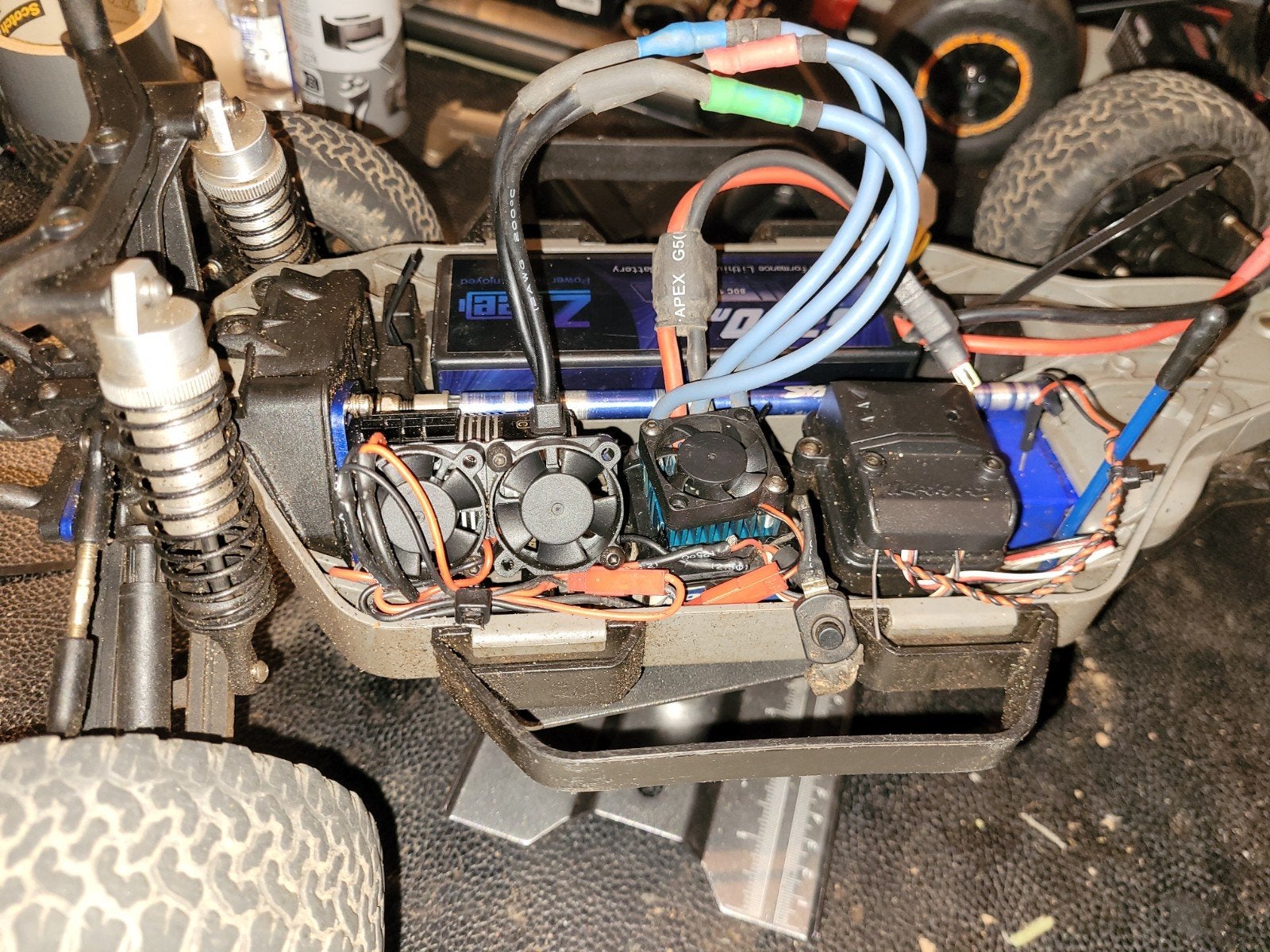 Traxxas Slash RC Auto's met Zenders, Accu's en Onderdelen, Overige merken, Gebruikt, Auto, 1:32 tot 1:50