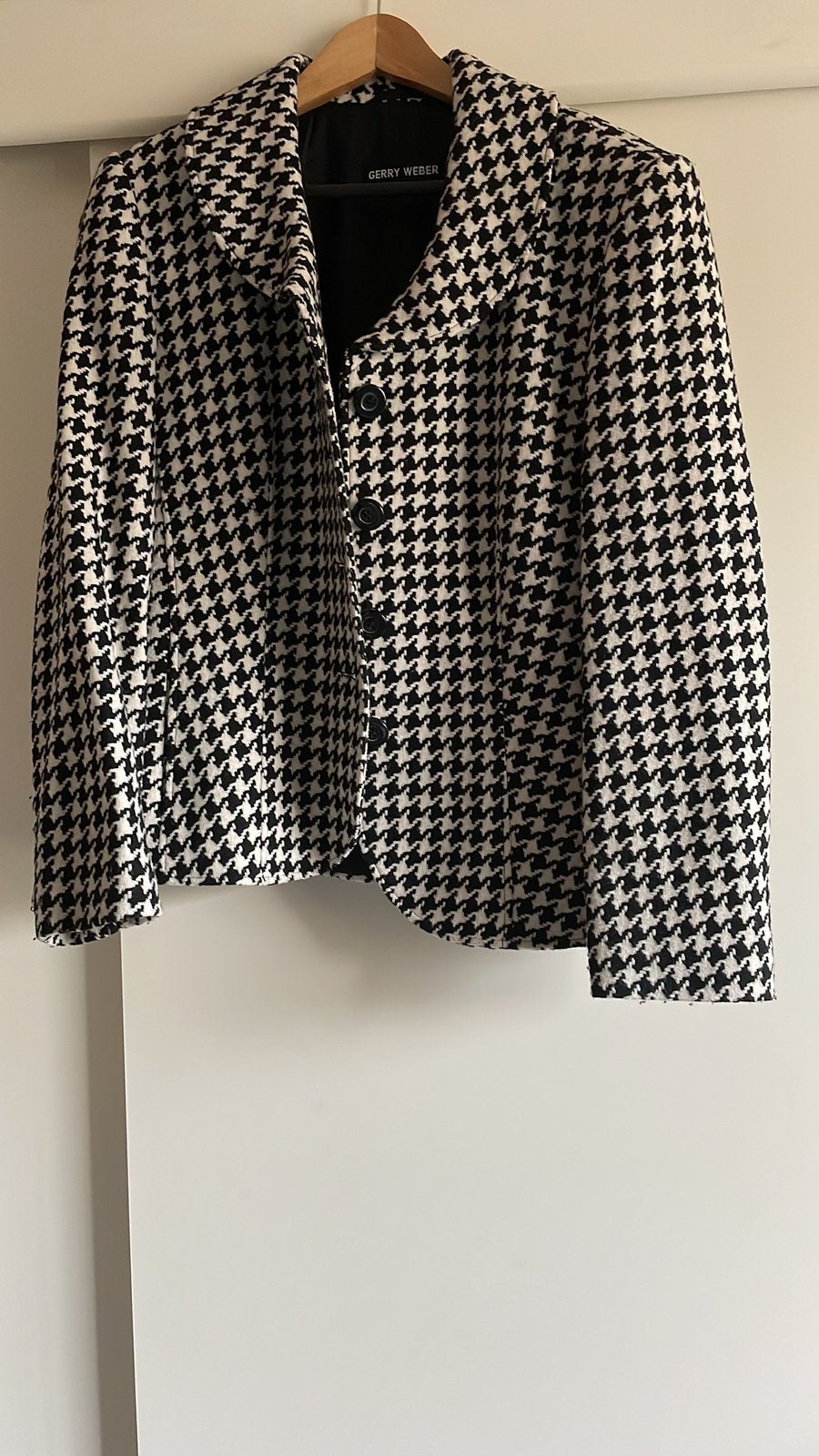 Te koop Gerry Weber colbert, Kleding | Dames, Ophalen of Verzenden, Zo goed als nieuw, Maat 38/40 (M)