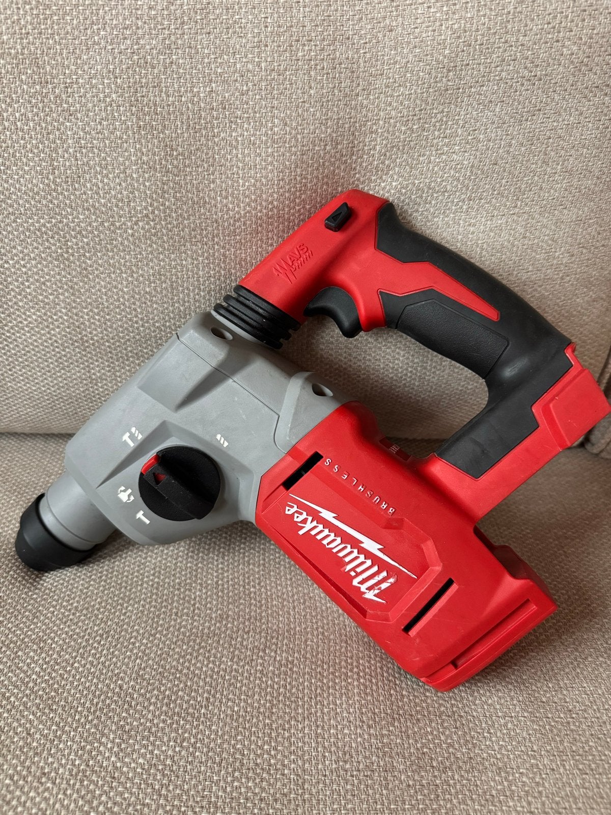 Milwaukee M18 BLH Boorhamer - Zo goed als nieuw, 600 watt of meer, Boor- en/of Breekhamer, Ophalen of Verzenden, Zo goed als nieuw