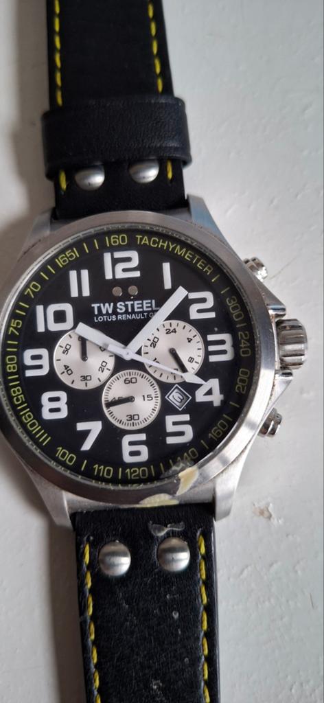 TW STEEL Formule 1 Lotus Renault GP horloge - Nieuwstaat!, Sieraden, Tassen en Uiterlijk, Horloges | Heren, Overige merken, Leer