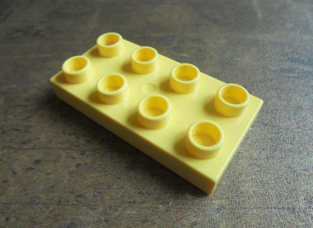 Lego Duplo Plate 2x4x0,5 (zie foto's) 2, Ophalen of Verzenden, Gebruikt, Losse stenen, Duplo
