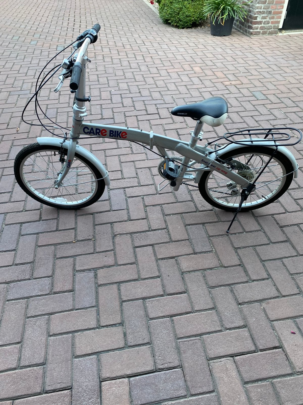 Mooie vouwfiets, Fietsen en Brommers, Fietsen | Vouwfietsen, 20 inch of meer, Versnellingen, Zo goed als nieuw, Totaal opvouwbaar
