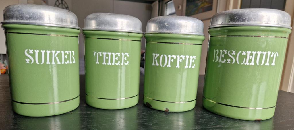 Vintage groene broodtrommel en voorraadbussen, Ophalen of Verzenden, Overige materialen, Pot, Bus of Blik