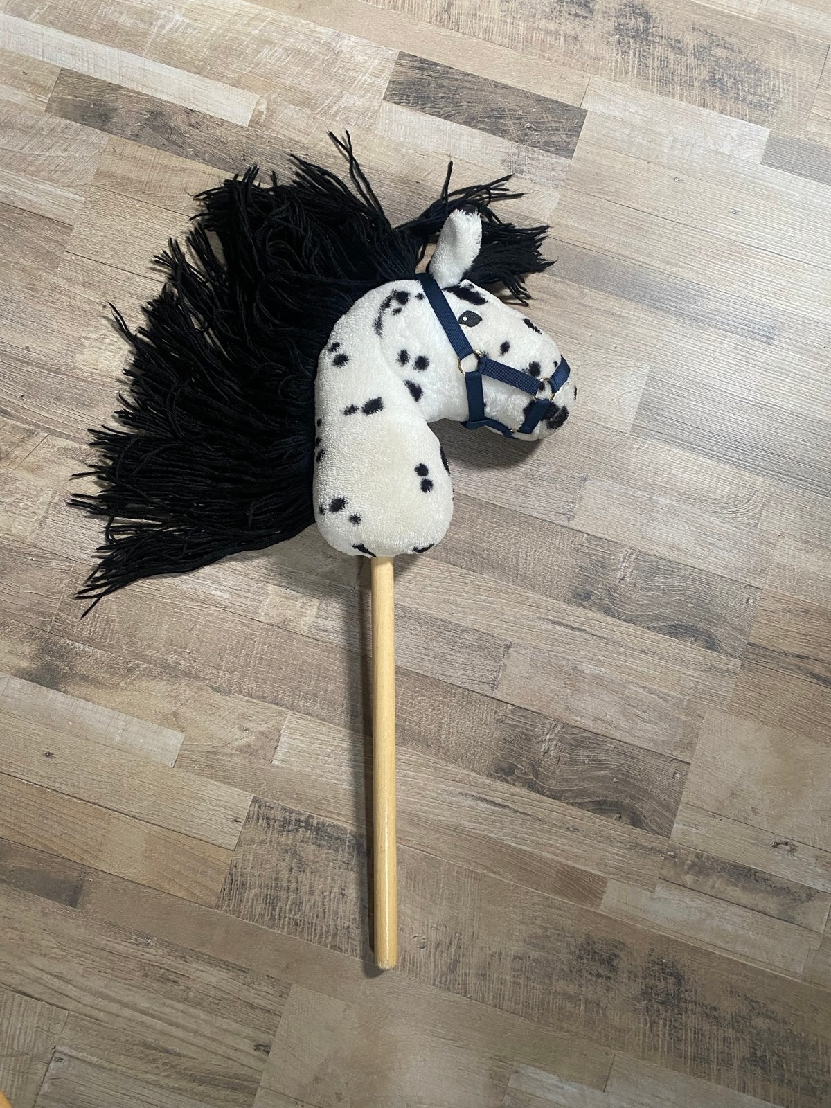 Stokpaardje - Wit met zwarte vlekken of effen wit, Ophalen, Gebruikt, Jongen of Meisje