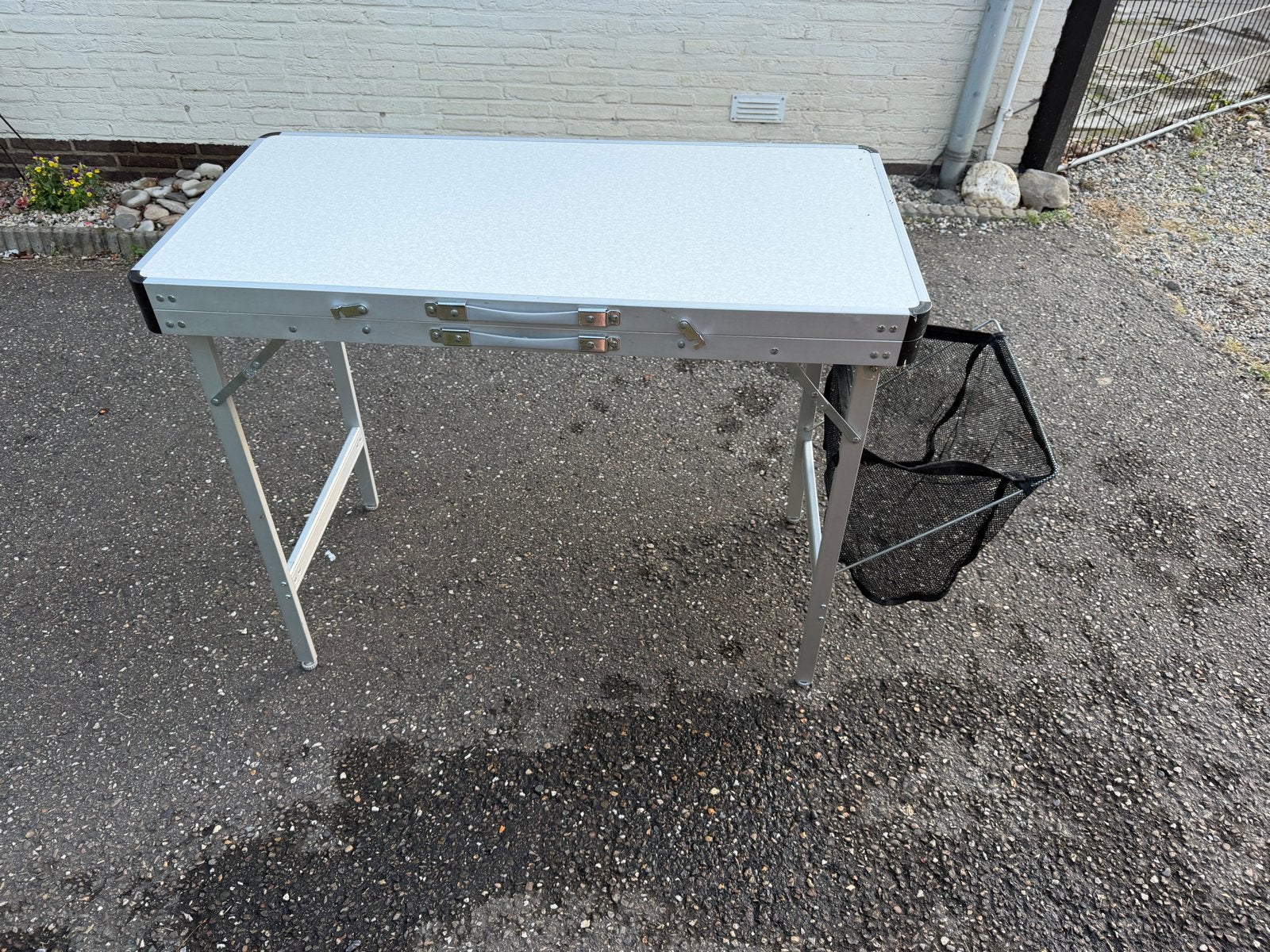 Compact campingkeukentje 50x100cm met wasbak en rekjes, Caravans en Kamperen, Ophalen, Zo goed als nieuw