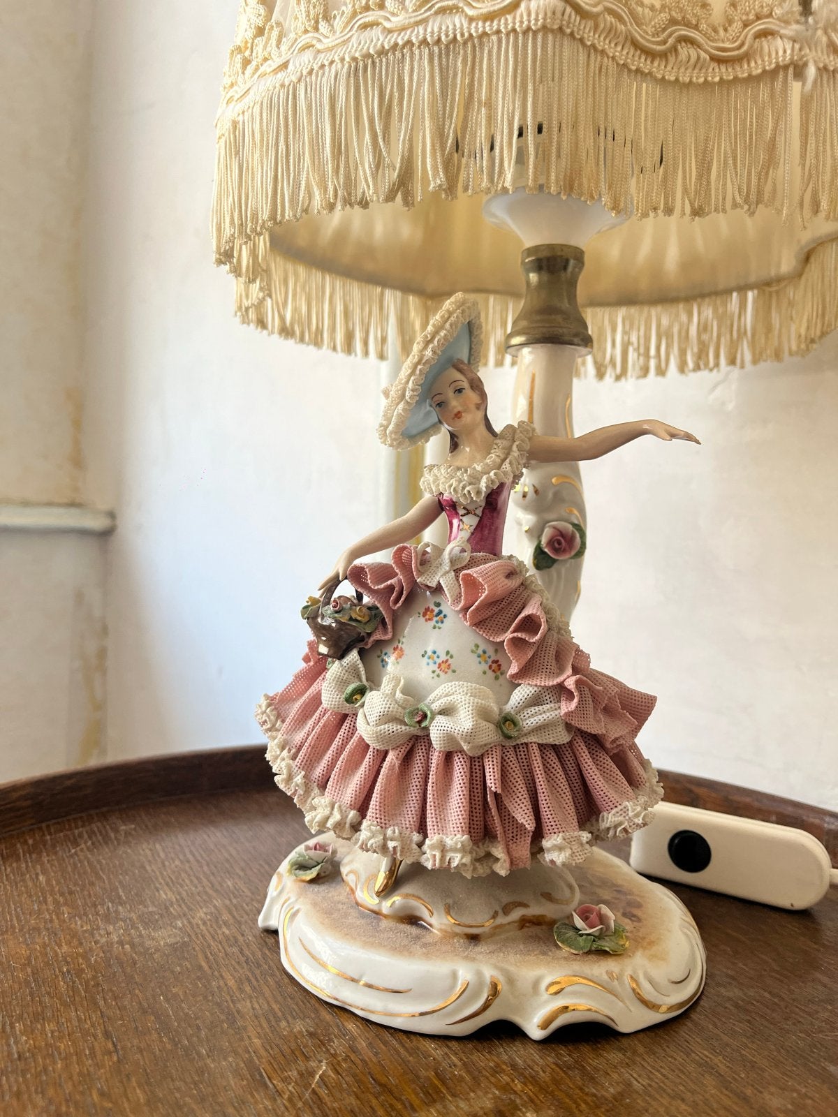 Prachtige Antieke Dresden-Stijl Porseleinen Lamp (Kroon N), Ophalen
