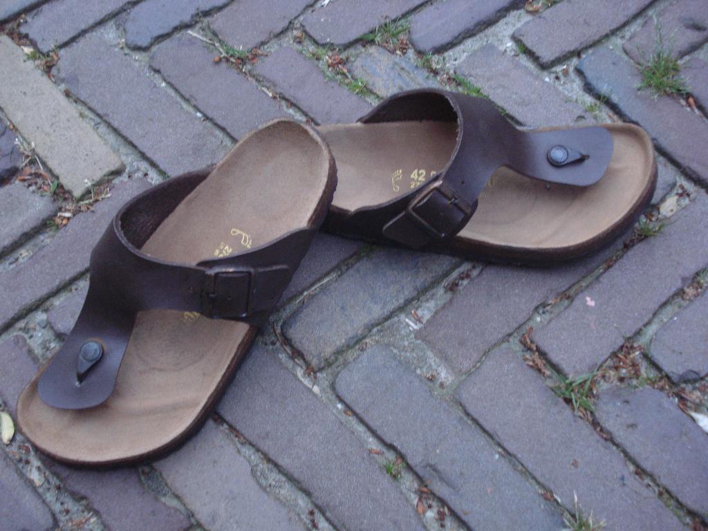 BIRKENSTOCK RAMSES BRUIN 42, NU GRATIS VERZENDING PER POST, Slippers, Bruin, Verzenden, Zo goed als nieuw