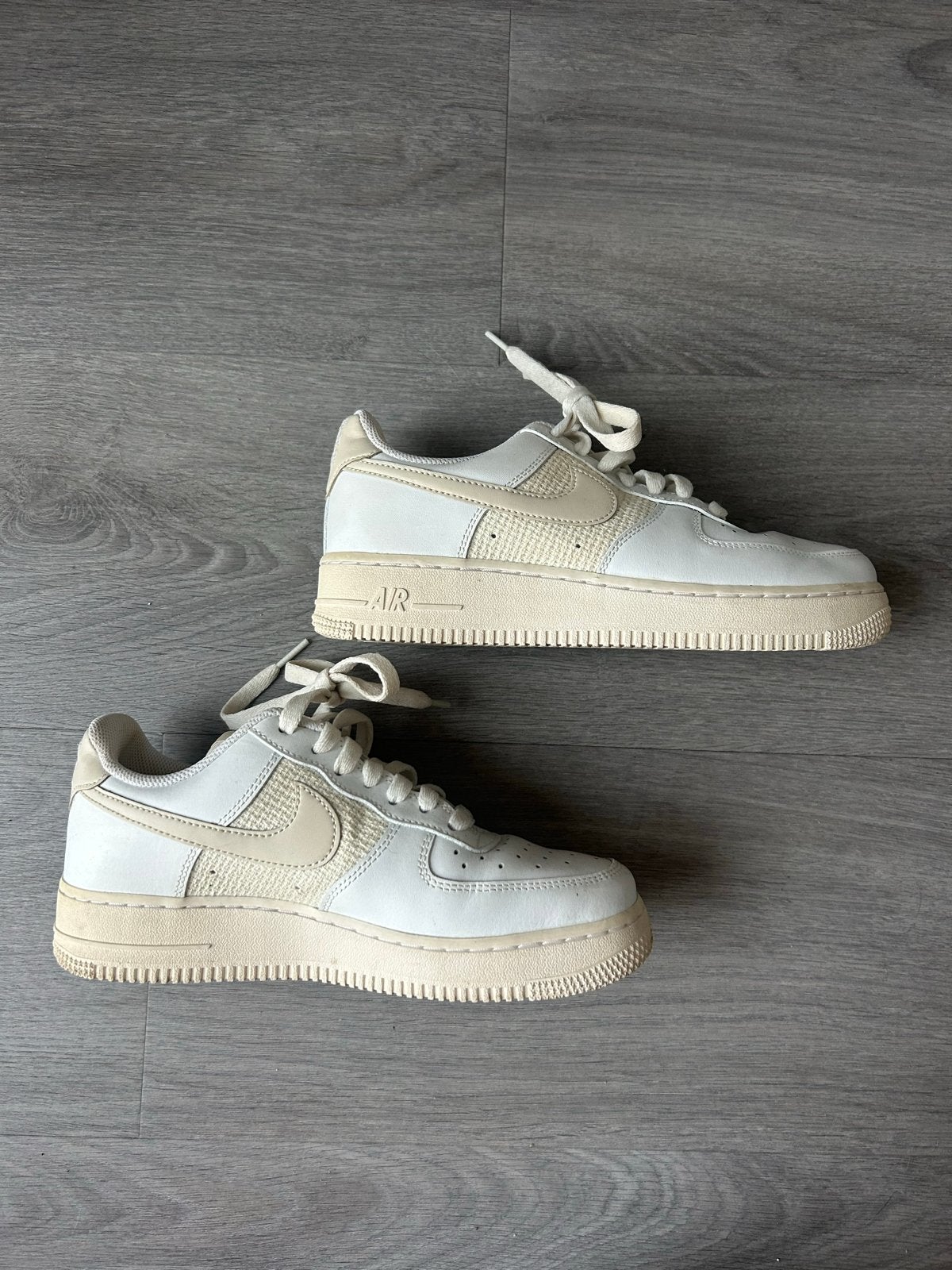 Nike Air Force 1 '07 LX Wit/Beige - Maat 38.5, Kleding | Dames, Schoenen, Wit, Ophalen of Verzenden, Sneakers of Gympen, Gedragen
