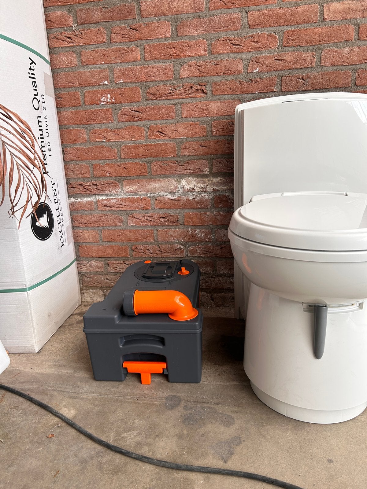 Thetford toilet c262CWE incl afvalwater tank, Caravans en Kamperen, Caravan accessoires, Ophalen of Verzenden, Nieuw