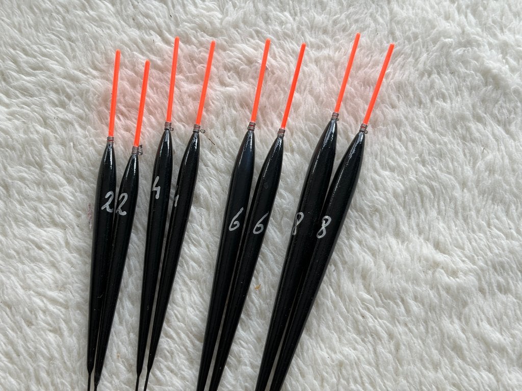adv 284 / NIEUW serie 8 dobbers voor commecial, Ophalen of Verzenden, Nieuw, Dobber of Lood