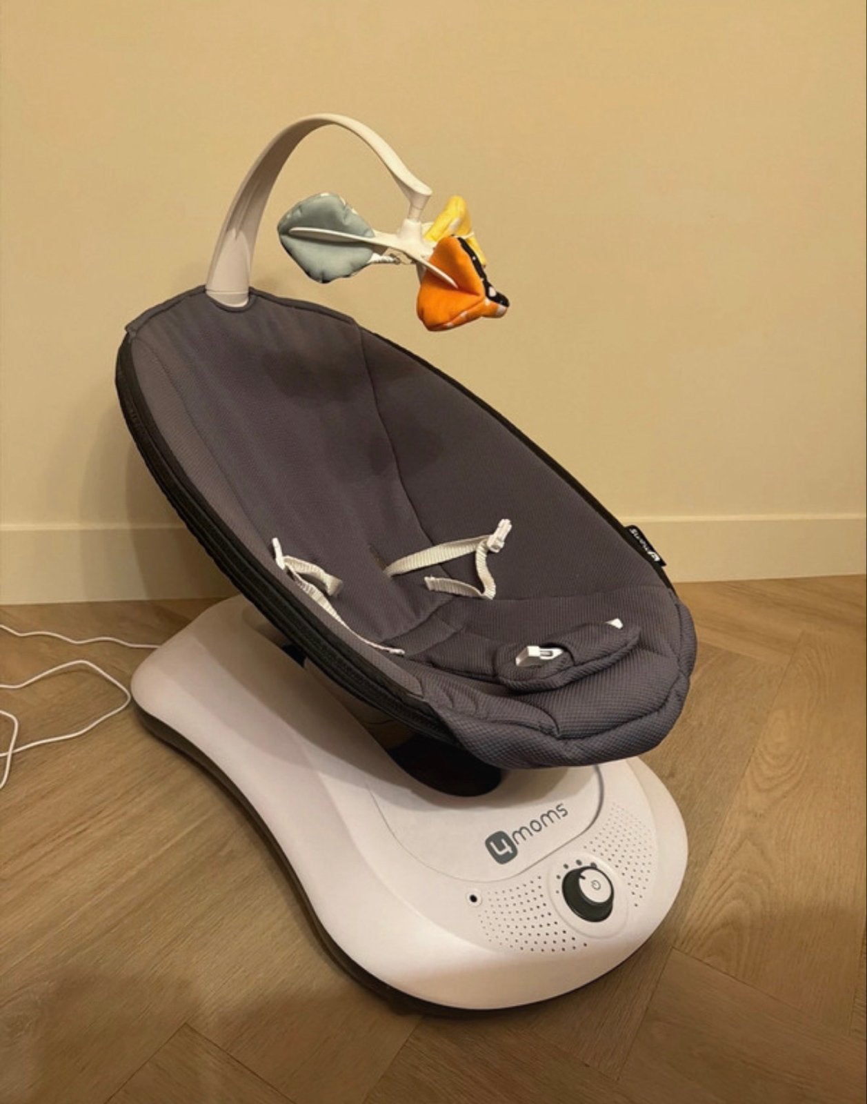 4moms MamaRoo 4.0 Wipstoel - Zeer Goede Staat, Overige merken, Wipstoel, Ophalen of Verzenden, Met gordel(s) of riempje(s)