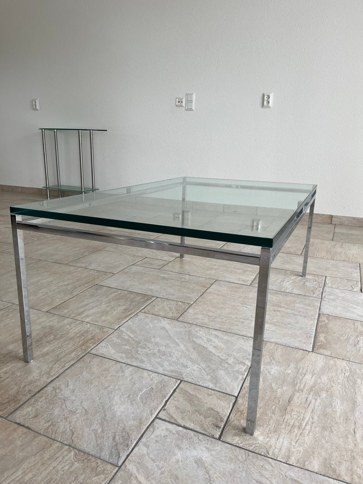 Chrome salontafel met dikke glasplaat, Huis en Inrichting, Tafels | Salontafels, Ophalen, Gebruikt, Rechthoekig, Glas
