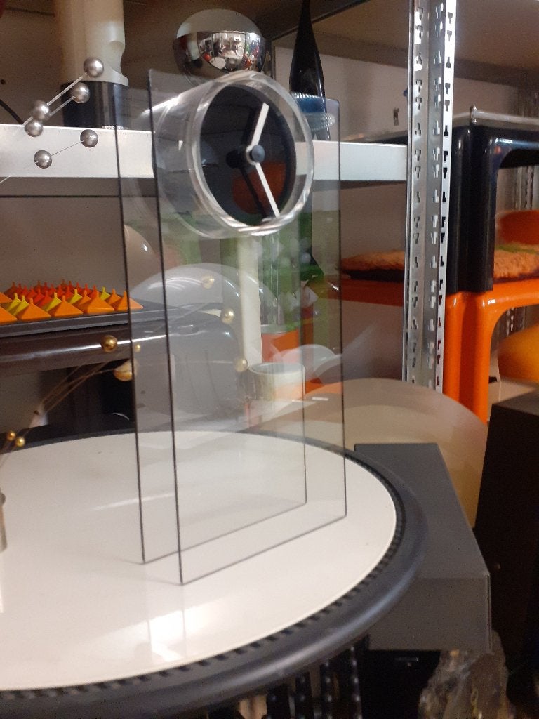 plexi design jaren 70 klok space age retro, Gebruikt, ?, Tafelklok, ?