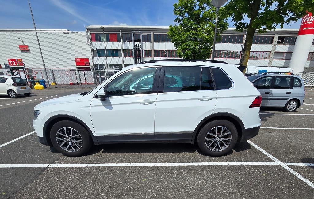 Volkswagen Tiguan 1.4 TSI 92KW 2018 Wit (nieuwe APK), Voorwielaandrijving, 4 cilinders, Wit, Handgeschakeld