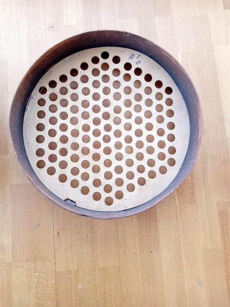 2x Antieke houten bollenzeef, Ophalen
