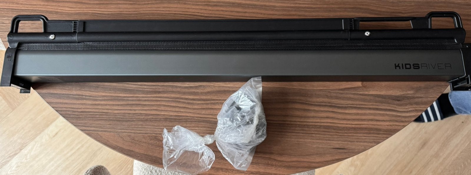 Kidsriver oprolbaar veiligheidshekje | zwart, Ophalen, Nieuw, 115 cm of meer, Oprolhekje