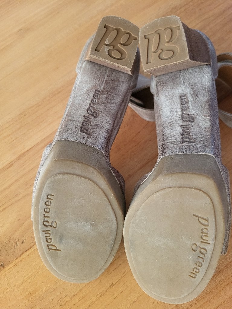 Mooie sandalen, Beige, Zo goed als nieuw, Paul Green, Sandalen of Muiltjes