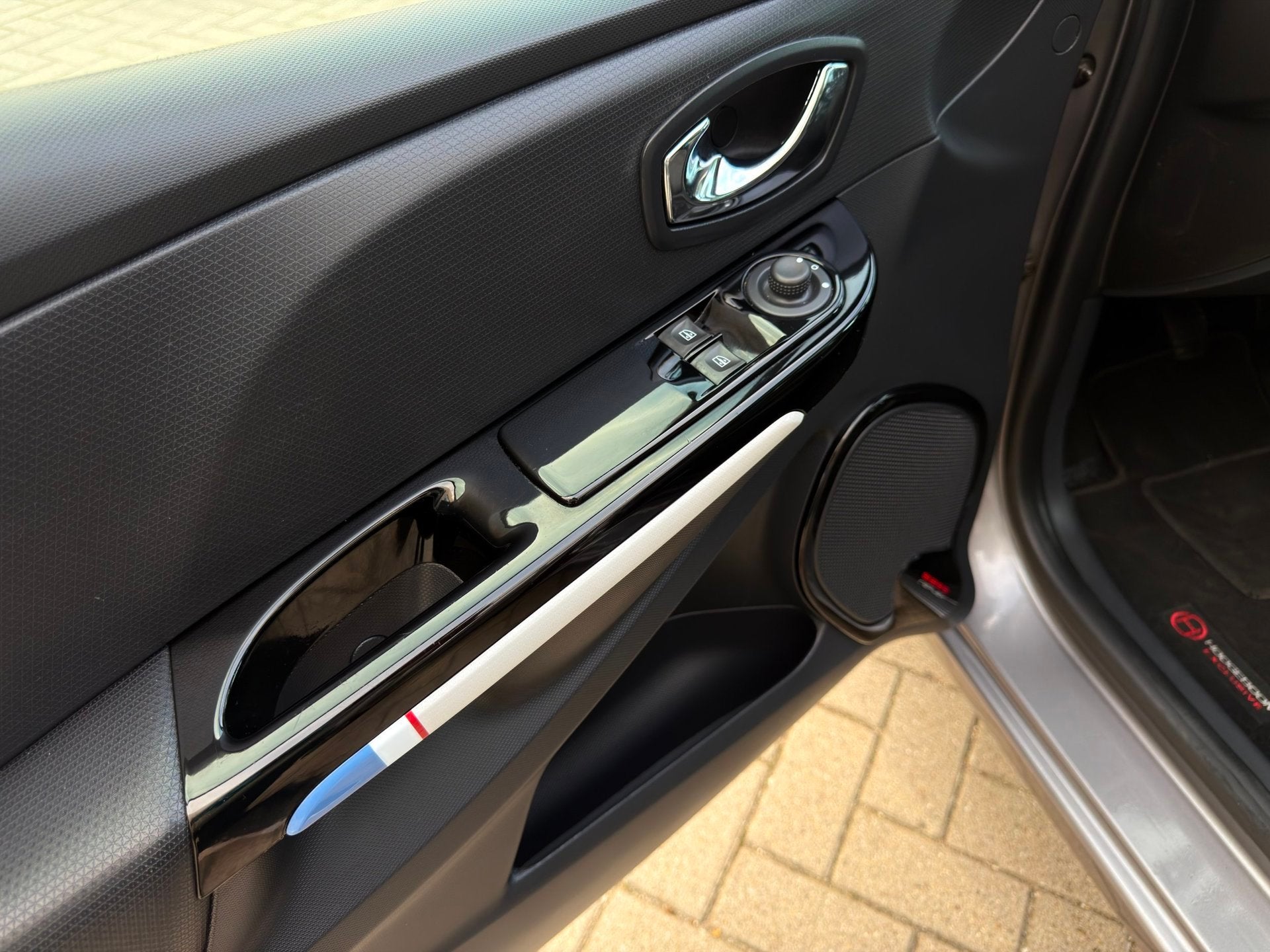 Foto 23 van Renault Clio 0.9 TCe Dynamique|Airco|Pano|Camera|Keyless|NAP