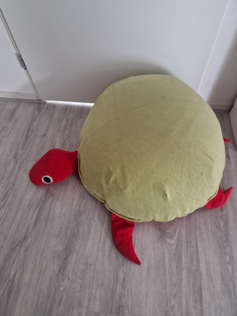 Schildpad poef, Ophalen