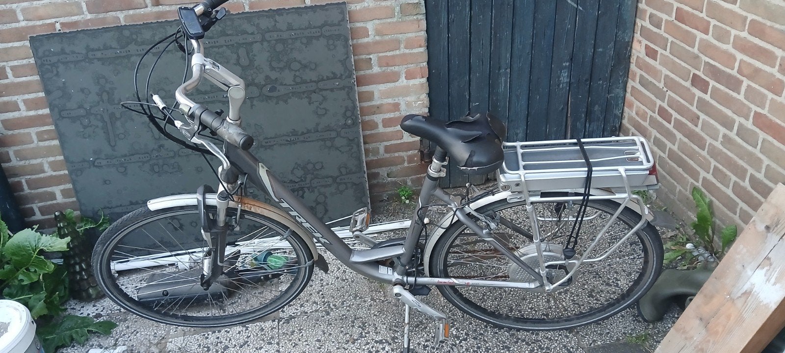 Gebruikte elektrische fiets - Trek NavigatorT500, Fietsen en Brommers, Elektrische fietsen, Ophalen, Gebruikt, Minder dan 30 km per accu