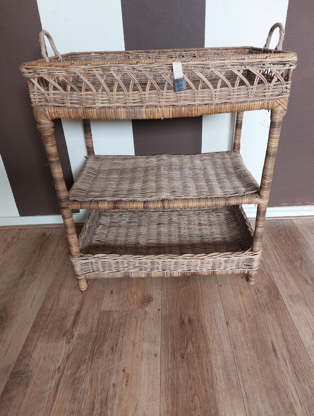 riviera maison rustic rattan servingtray  sidetable, Ophalen, Zo goed als nieuw