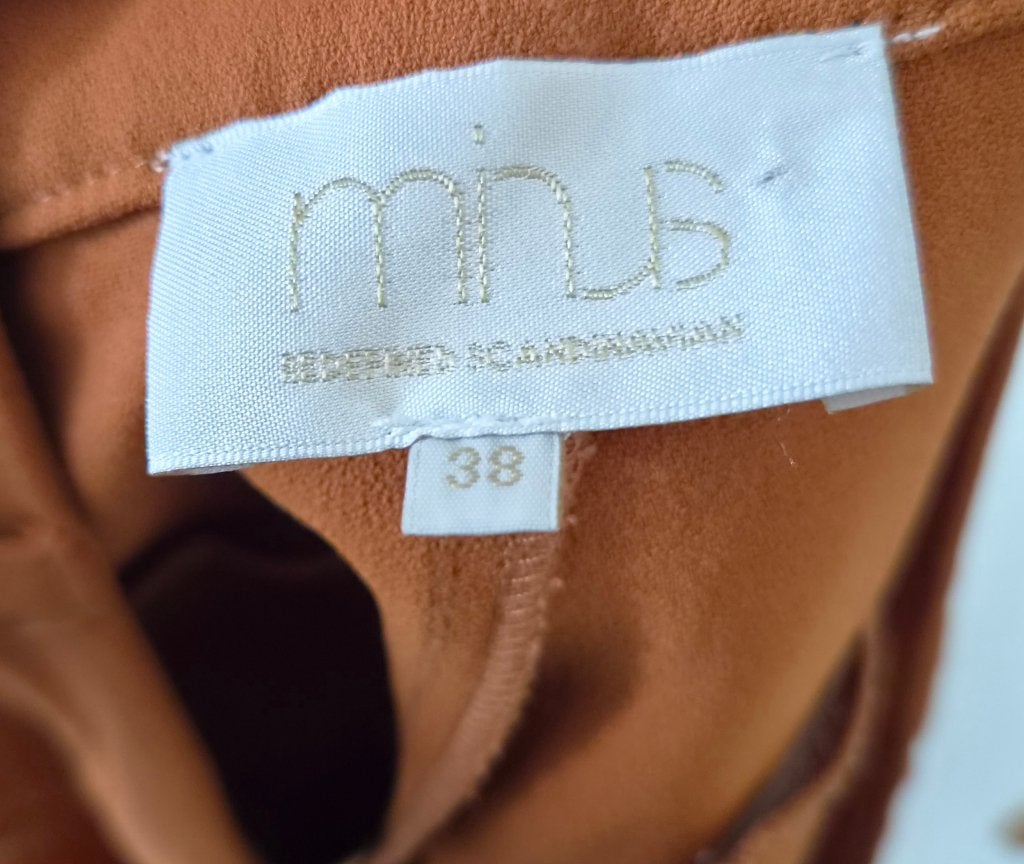 Minus short, dames, roestbruin, maat 38, Kleding | Dames, Maat 38/40 (M), Minus, Ophalen of Verzenden, Zo goed als nieuw