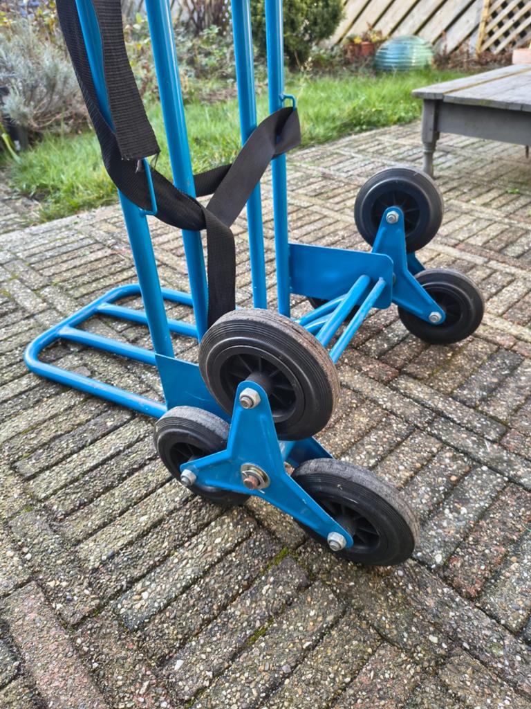 Trap-steekwagen, Ophalen, Zo goed als nieuw, Steekwagen