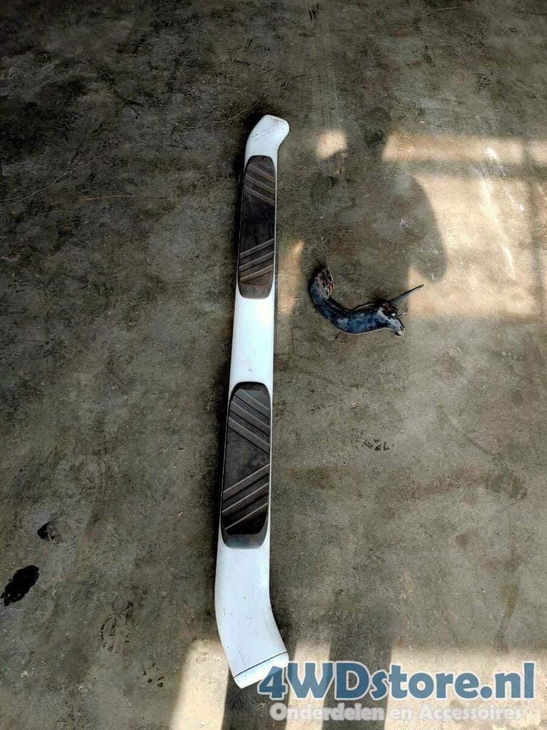 Toyota Tundra Double Cab Sidestep Links, Gebruikt, -, -, Links