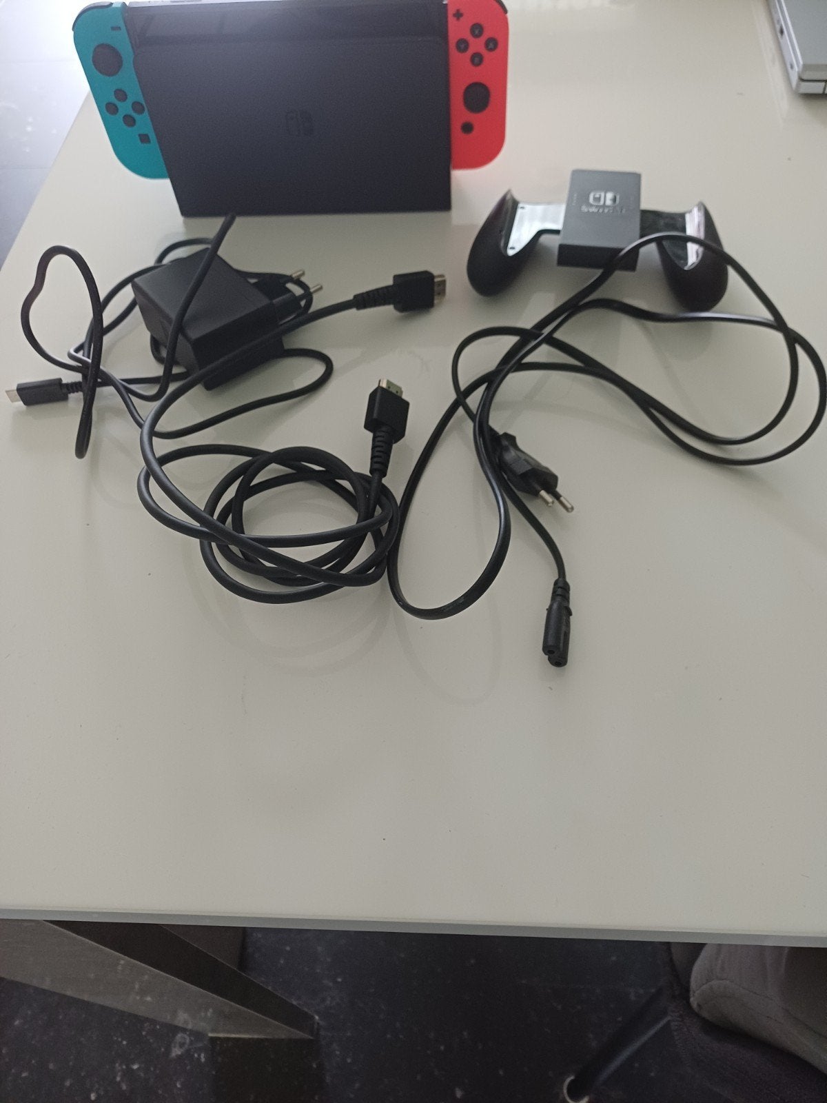 Nintendo Switch OLED met Joy-Cons en accessoires, Ophalen, Zo goed als nieuw, Met 1 controller, Switch OLED