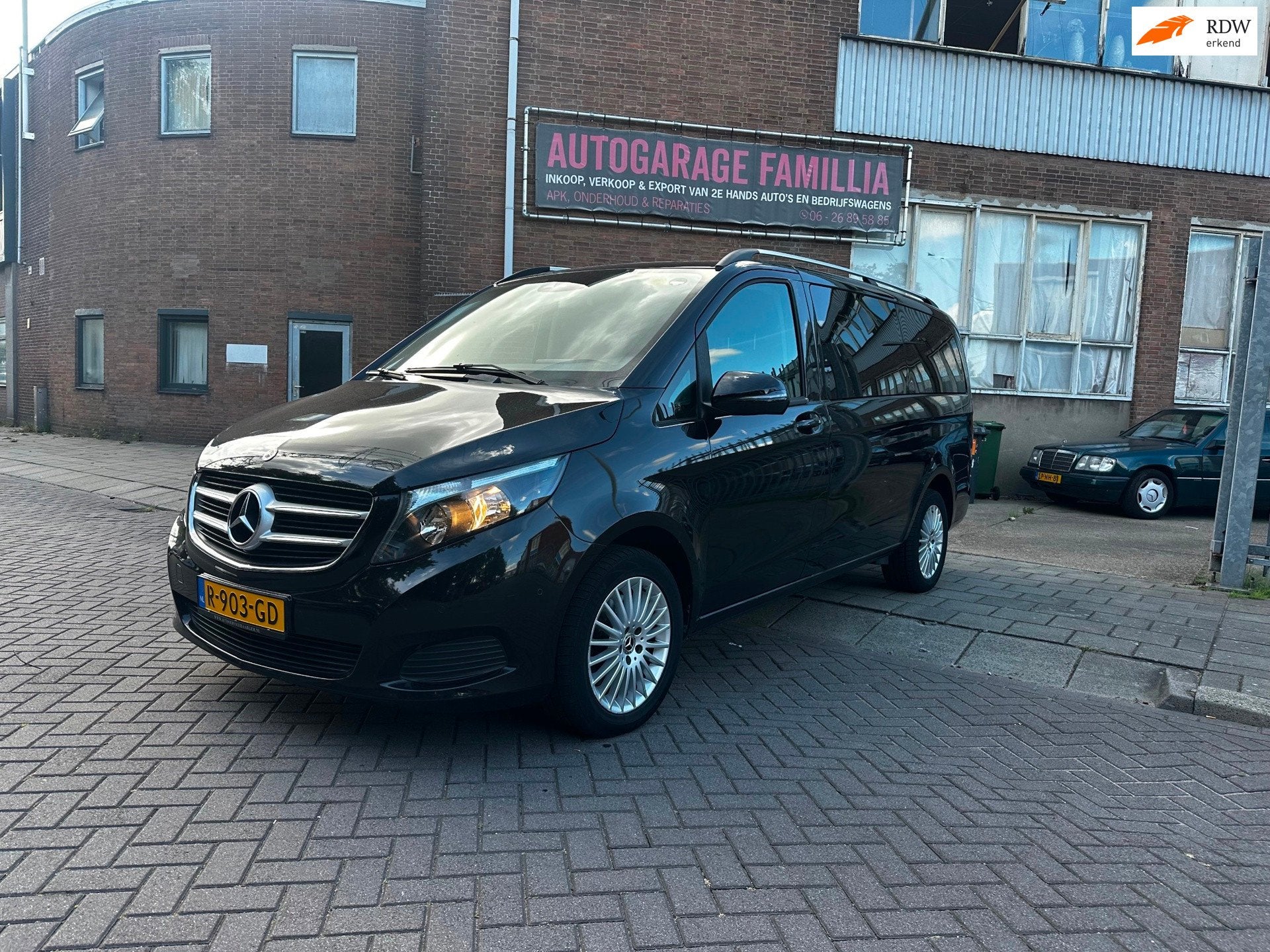 Mercedes-Benz V-klasse 250d 4-MATIC Lang Avantgarde, Auto's, Mercedes-Benz, 313 €/maand, Gebruikt, Euro 6, 2000 kg