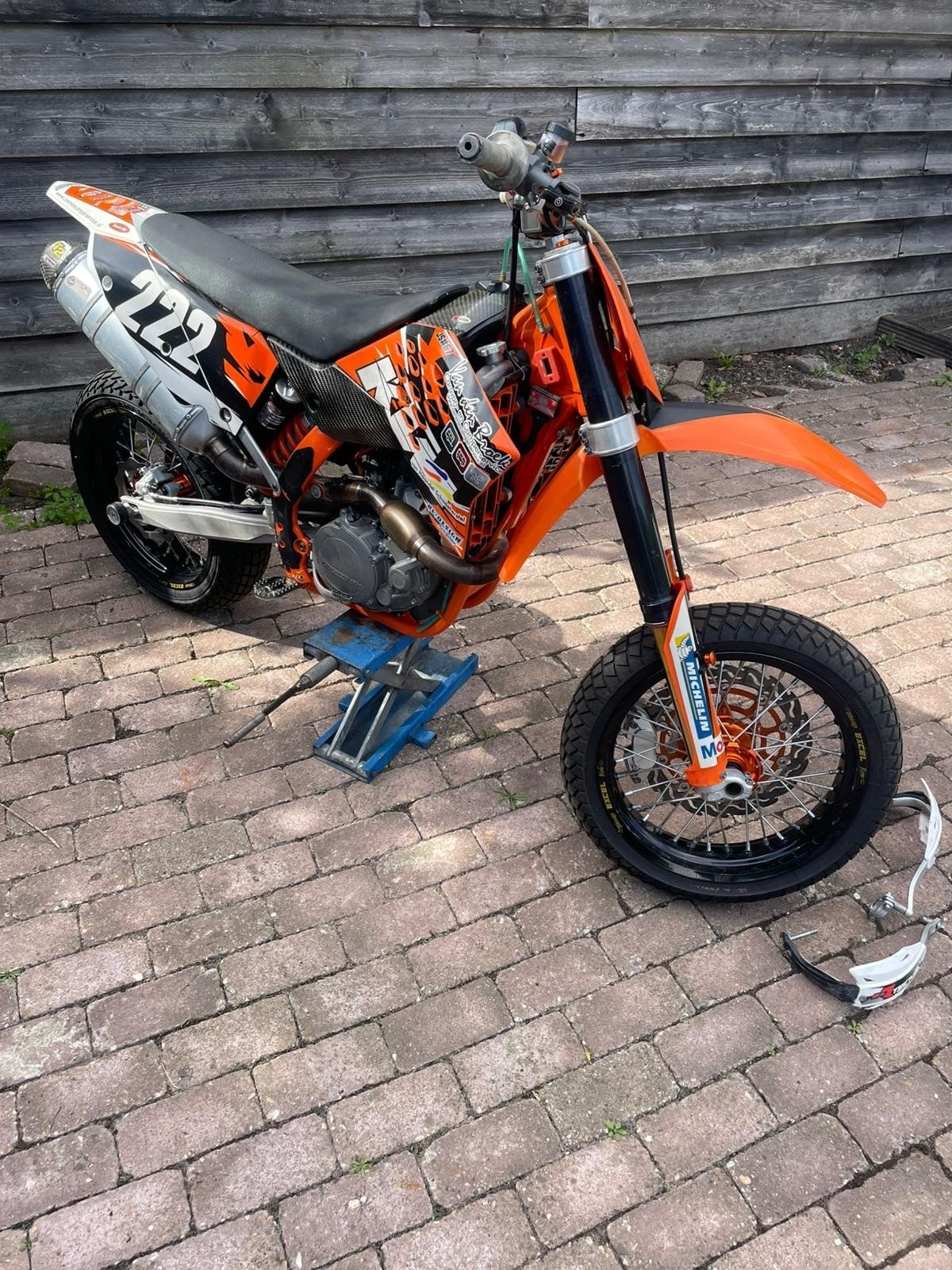 KTM 450 Supermoto met elektrische start en quickshifter
