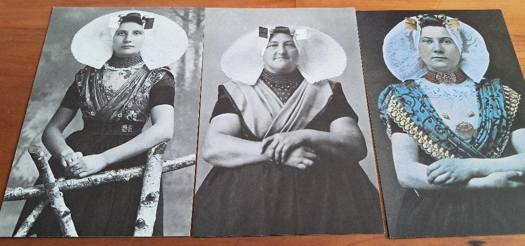 ansichtkaart zeeland klederdracht set van 3, Verzamelen, Ophalen of Verzenden, 1920 tot 1940, Ongelopen, Zeeland