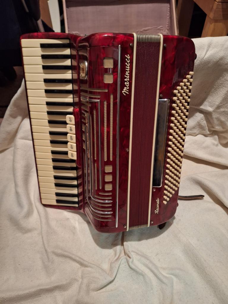 Mooie originele Marinucci Accordeon, Muziek en Instrumenten, Accordeons, Gebruikt, Overige formaten, Marinucci, Toetsaccordeon